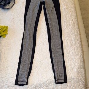 IVIVVA Black/gray Leggings (size 2 tall)